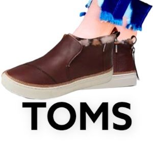 Shoes sneakers boot brown toms fashion water resistant fur